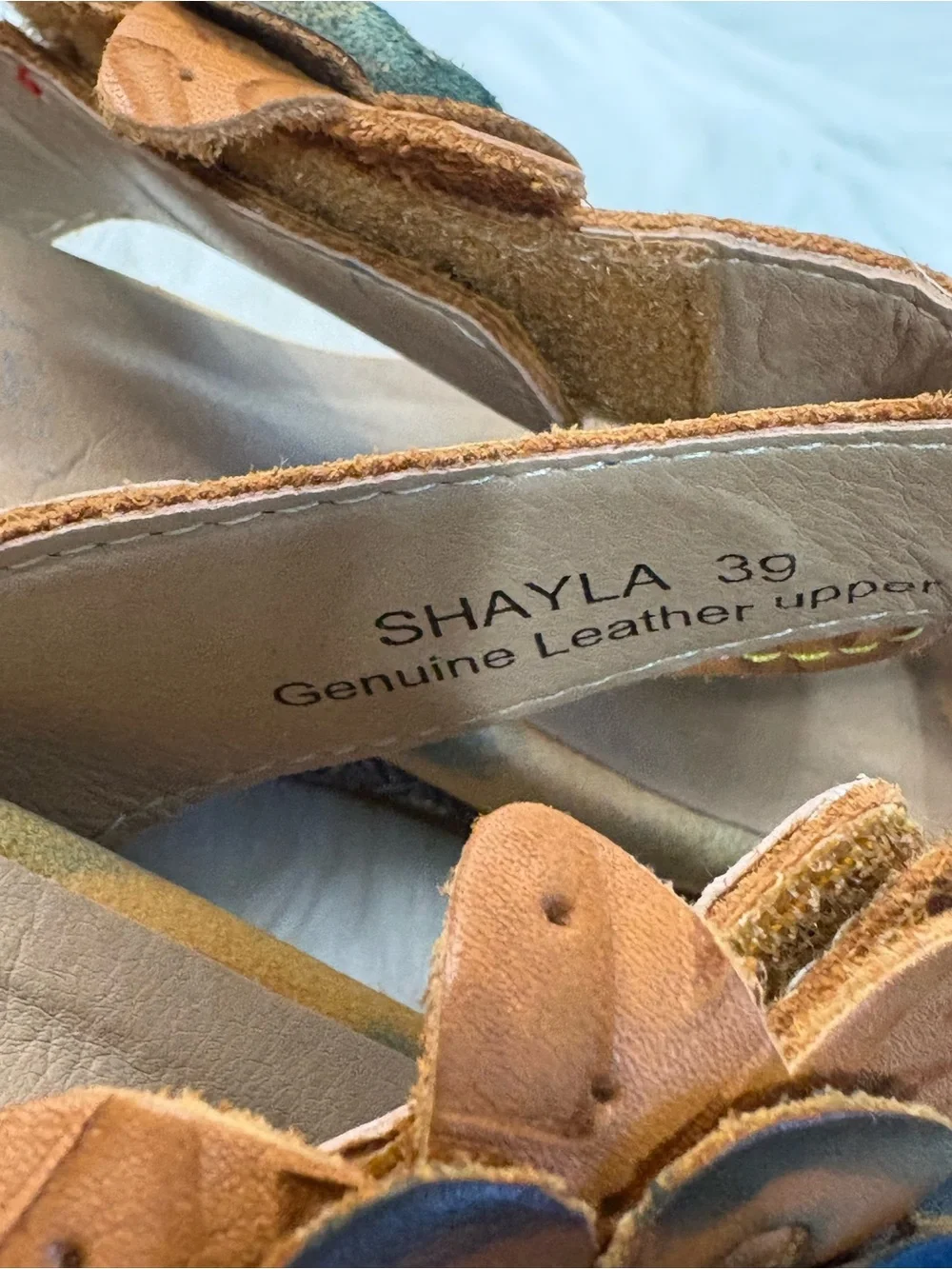 L'ARTISTE Cognac Leather Floral Appliqué Slide Sandals - Picture 7 of 13